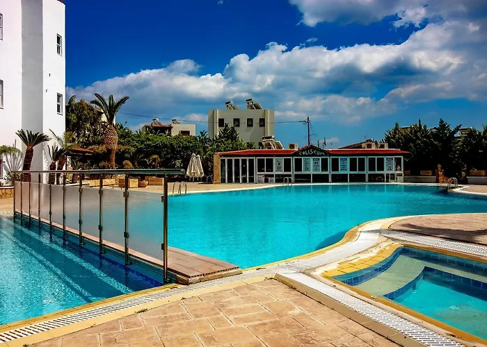 Pefkos Eye Appartamento *