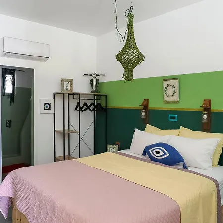 Pefkos Eye Apartament