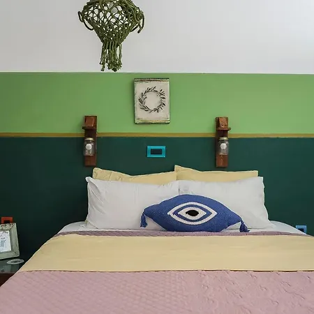 Pefkos Eye Apartament *