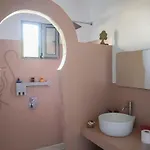 Pefkos Eye Apartment *